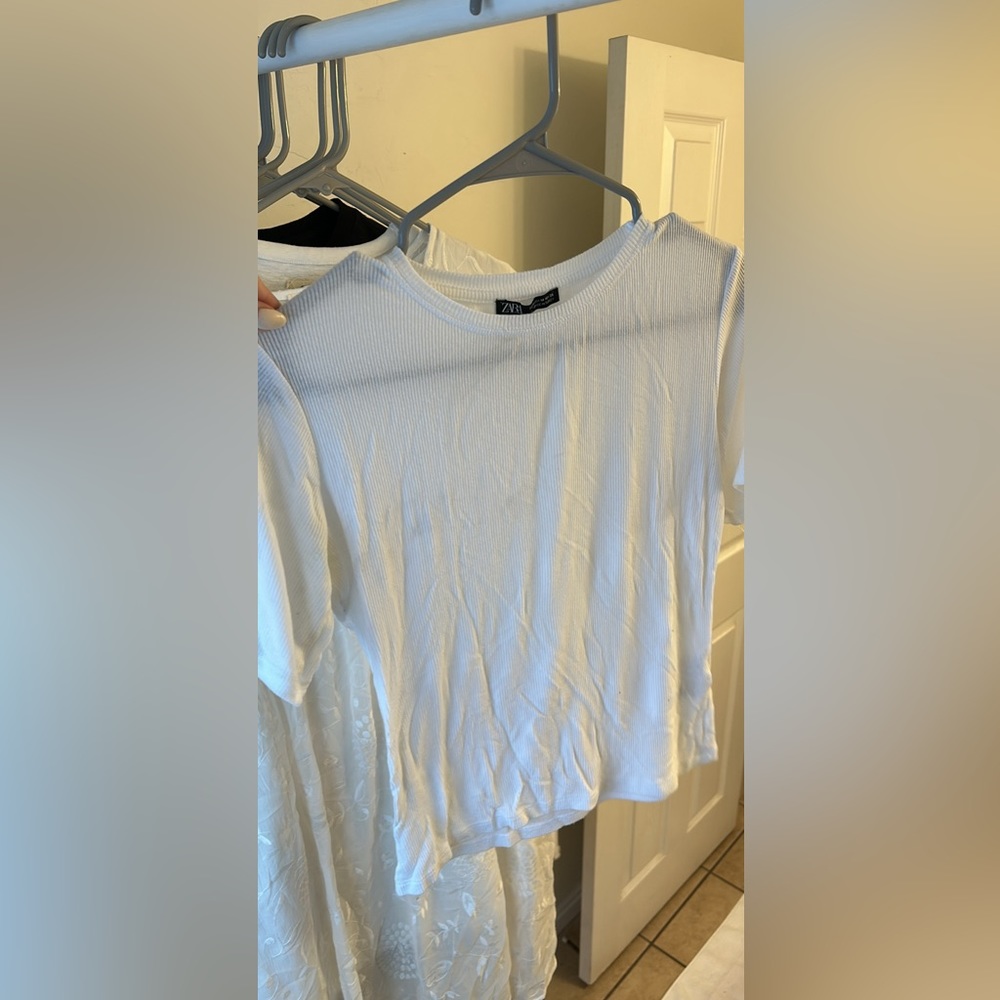Zara tee